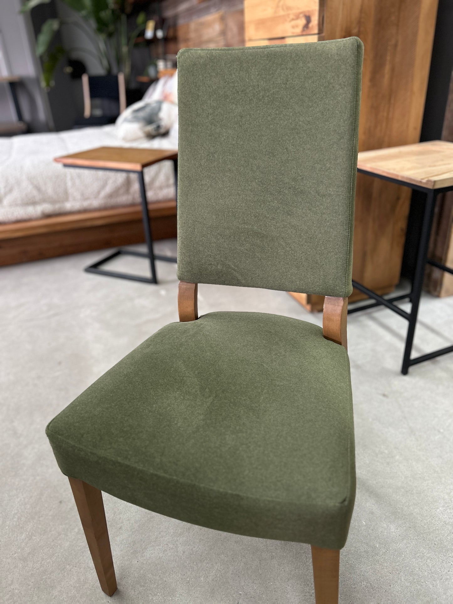 1 Chaise Léa (en stock)