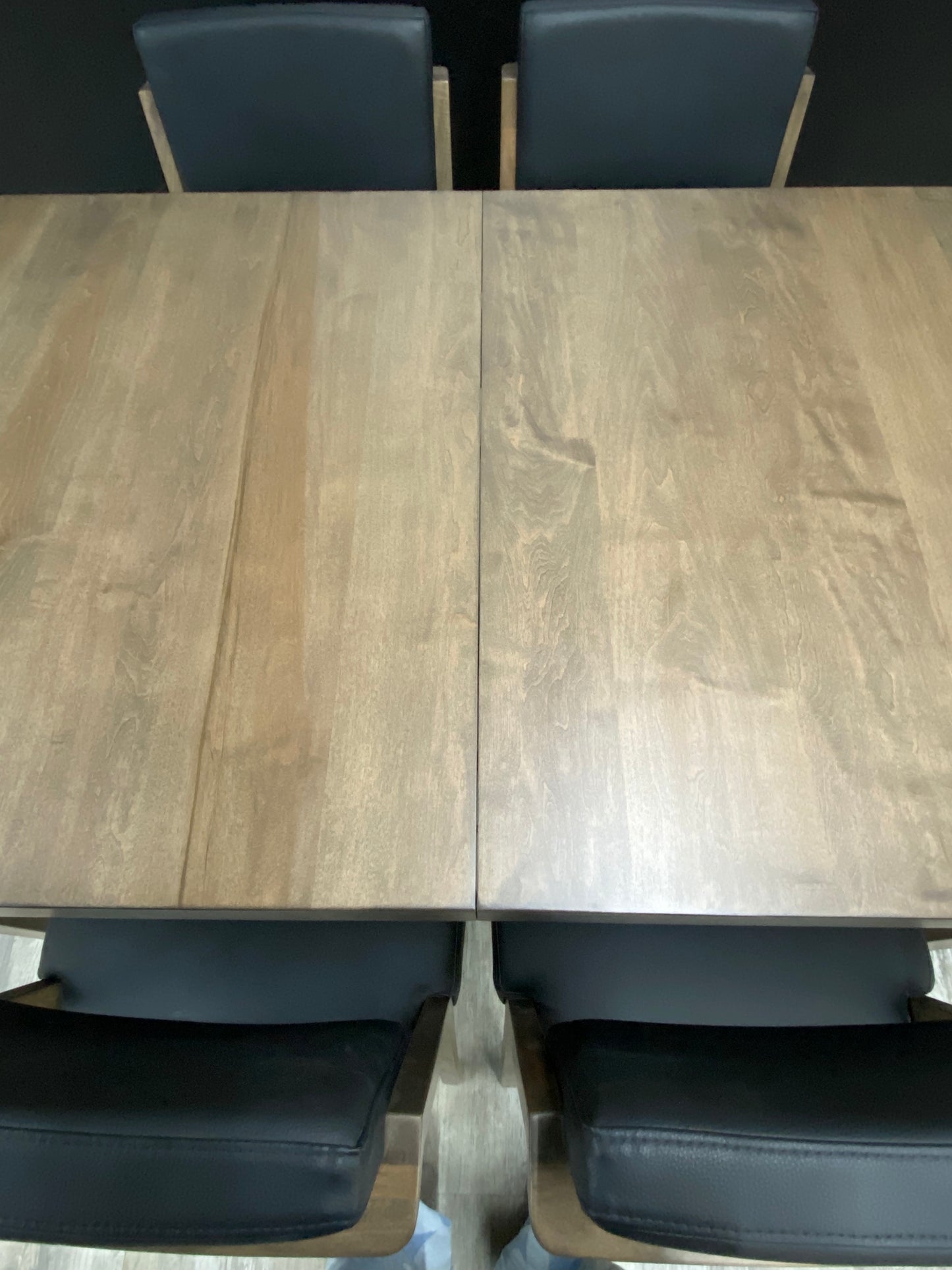 Table Yamaska 36 x 60" (en stock)