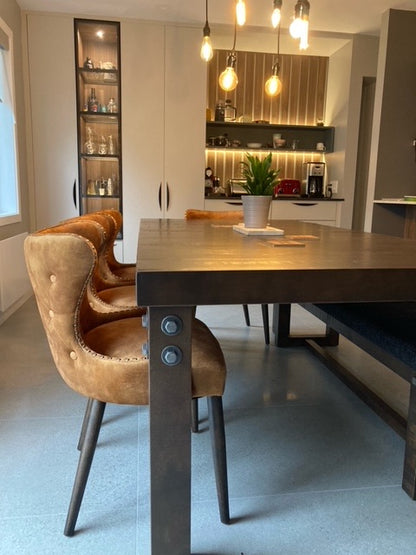 Table de salle à manger Yamaska en bois massif