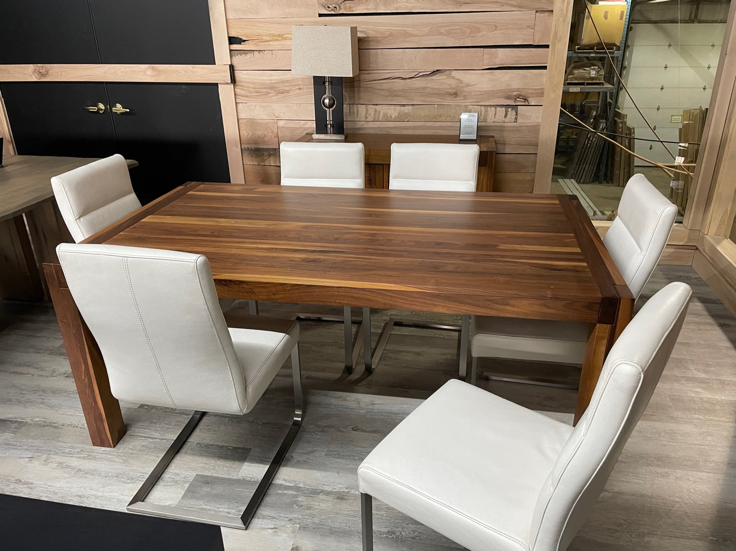 Table St-Sauveur