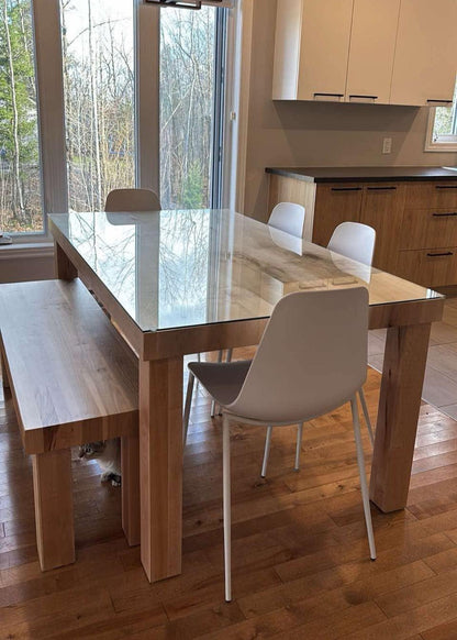 Table de salle à manger Yamaska en bois massif