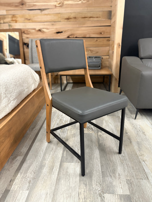 Lot de 6 chaises Victor (en stock)