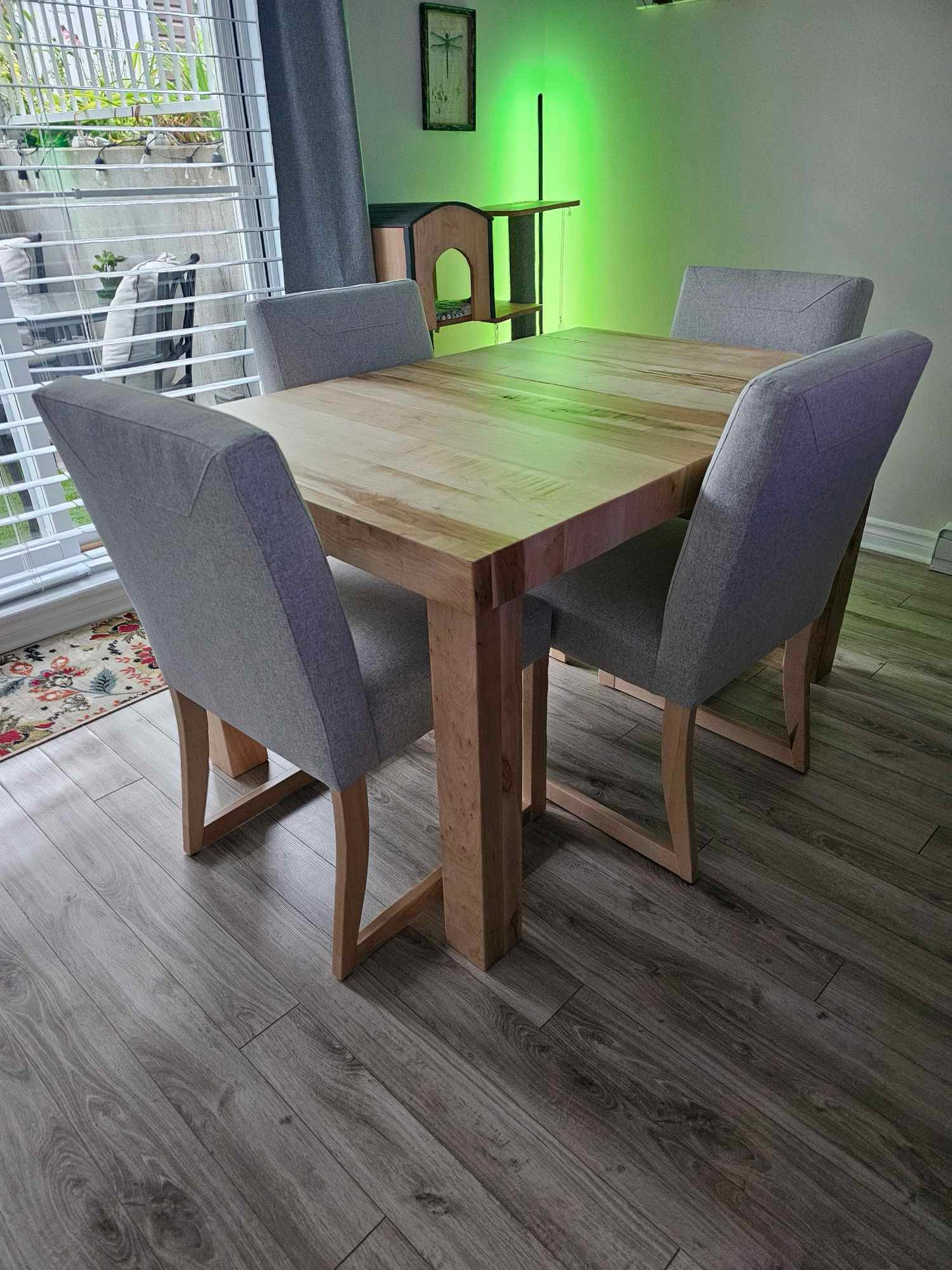 Table de salle à manger Yamaska en bois massif