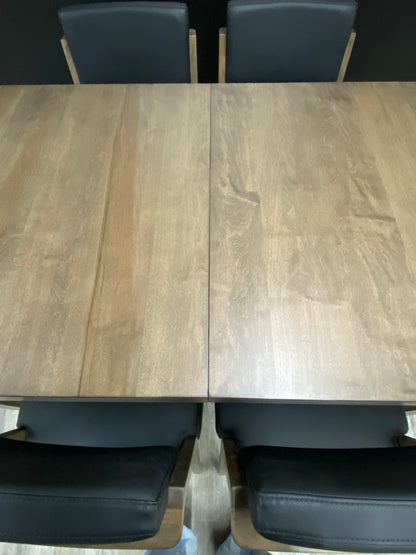 Table Yamaska 36 x 60" (en stock)