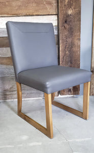 Chaise Quadro en bois massif