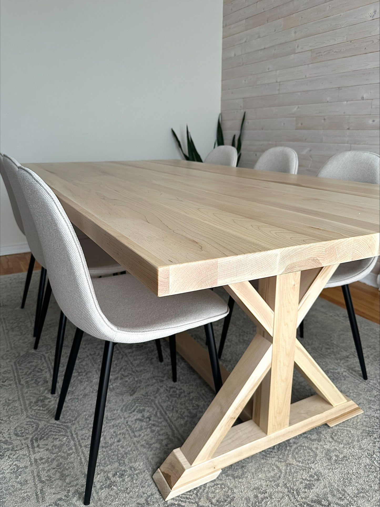 Table de salle à manger Acton Vale
