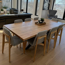 Table de salle à manger Asbestos en bois massif