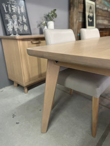 Table de salle à manger Mégantic en bois massif