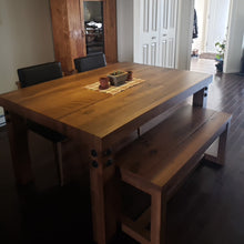 Table de salle à manger Yamaska en bois massif